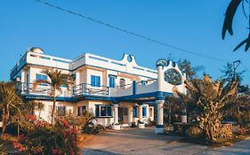 Club Monet Beachfront Resort By Cocotel